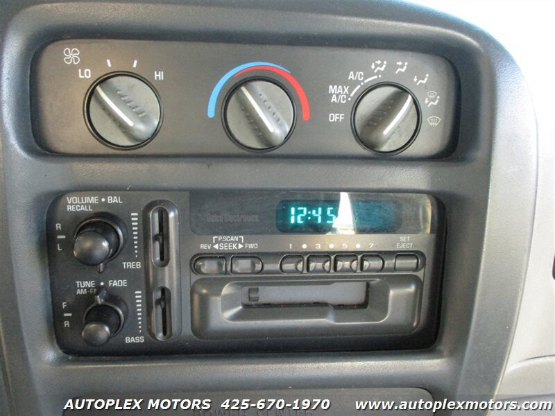 Used 1998 GMC Savana 1500 RWD image 21