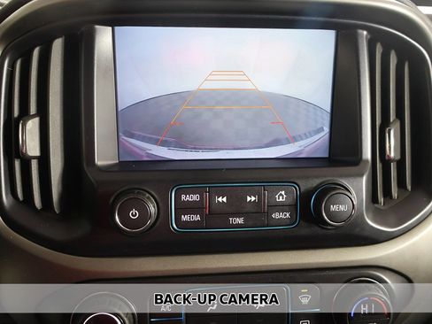 Used 2016 Chevrolet Colorado Z71 image 3