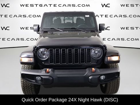 Used 2025 Jeep Gladiator Mojave AWD/4WD image 2