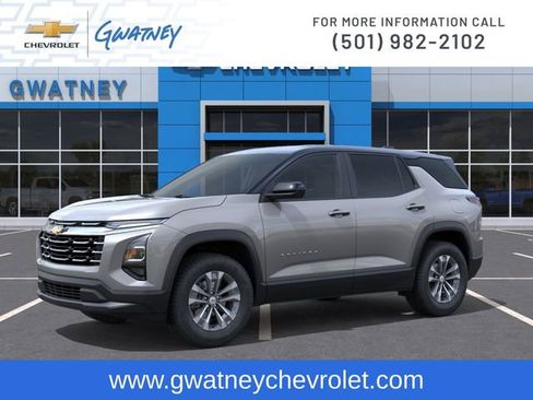 New 2026 Chevrolet Equinox LT w/ Convenience Package II FWD image 2