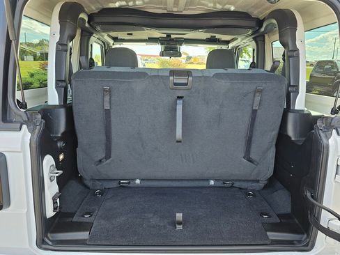 Used 2024 Jeep Wrangler Sport S image 29