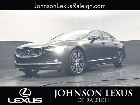 Used 2024 Volvo S90 B6 Ultimate image 16