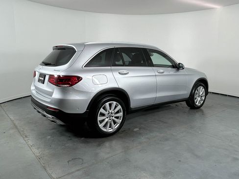 Used 2020 Mercedes-Benz GLC 300 4MATIC image 5