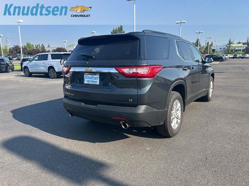 Used 2021 Chevrolet Traverse LT AWD/4WD image 7