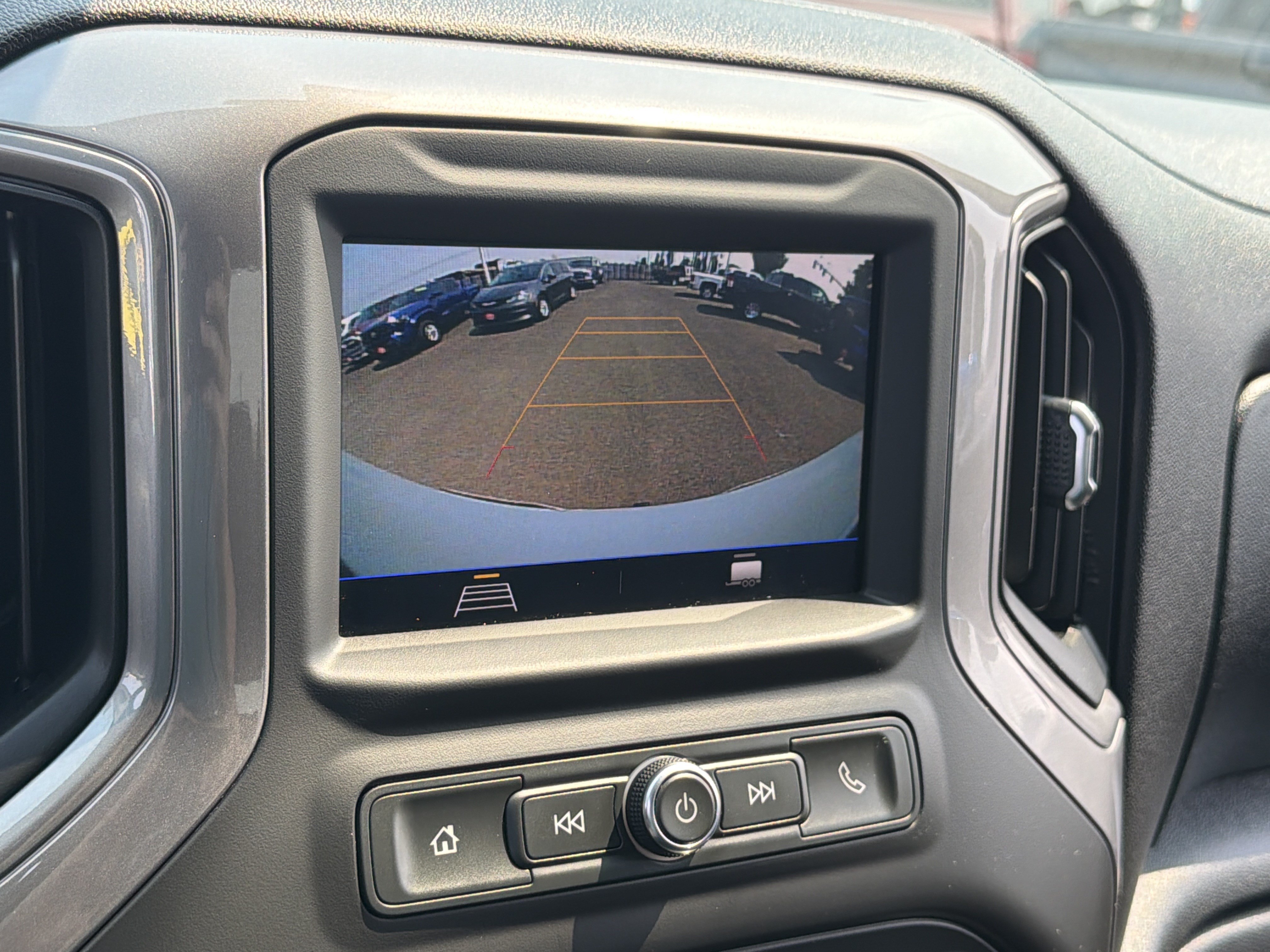 Used 2021 Chevrolet Silverado 1500 Custom AWD/4WD image 21