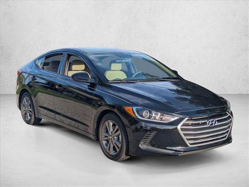 Used 2018 Hyundai Elantra SEL FWD image 2