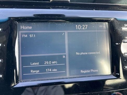 Used 2019 Toyota Camry L image 24