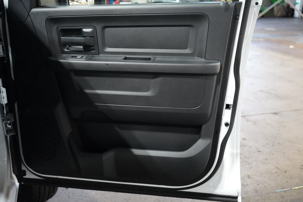 New 2027 RAM 3500 Tradesman AWD/4WD image 29