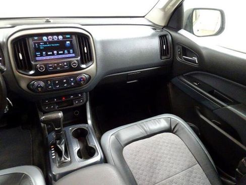 Used 2016 Chevrolet Colorado Z71 image 35
