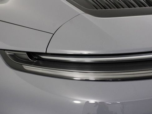 New 2026 Porsche 911 Targa 4S image 21