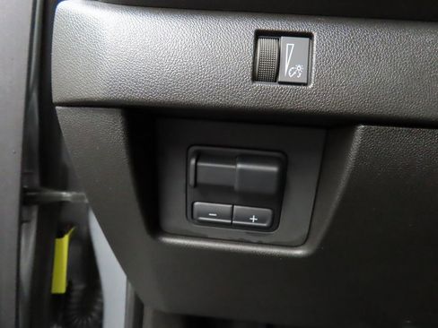 Used 2024 Chevrolet Colorado Trail Boss w/ Advanced Trailering Package image 39