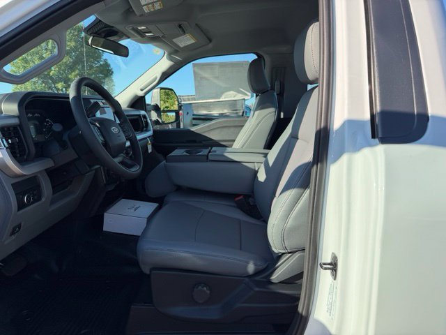 New 2026 Ford F600 4x4 Regular Cab Super Duty w/ XL Chrome Package image 9
