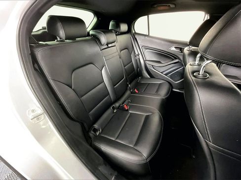 Used 2018 Mercedes-Benz GLA 250 4MATIC image 24