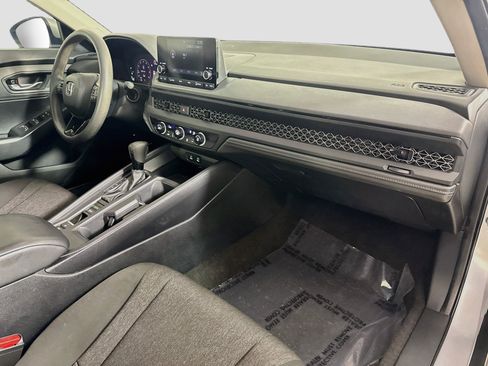 Used 2024 Honda Accord LX image 30
