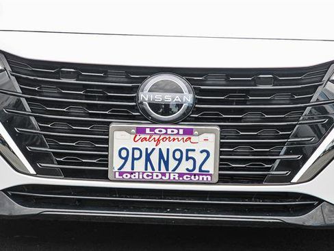 Used 2024 Nissan Sentra SV image 7