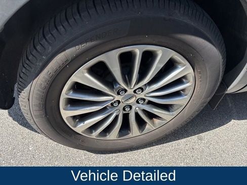 Used 2018 Lincoln MKX Select FWD image 14