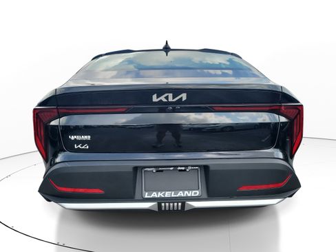 Used 2025 Kia K4 LXS FWD image 5