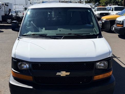 Used 2016 Chevrolet Express 2500 RWD image 6