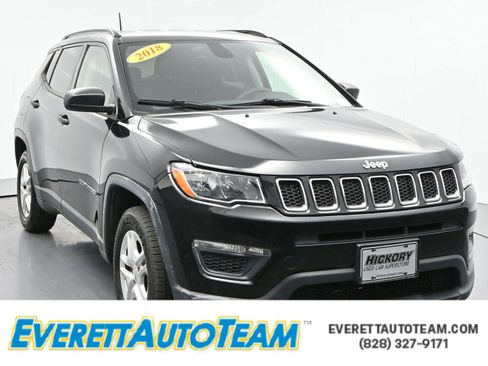 Used 2018 Jeep Compass Sport FWD image 1