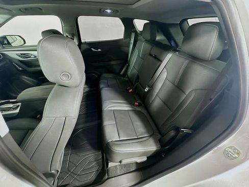 New 2025 Chevrolet Blazer LT w/ Midnight/Sport Edition image 24