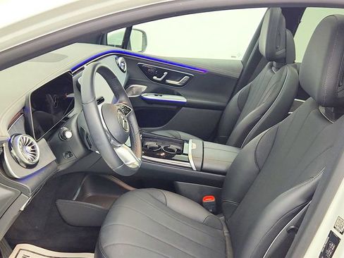 Used 2025 Mercedes-Benz EQE 350+ SUV w/ Driver Assistance Package image 20