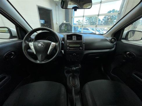 Used 2018 Nissan Versa S Plus image 16