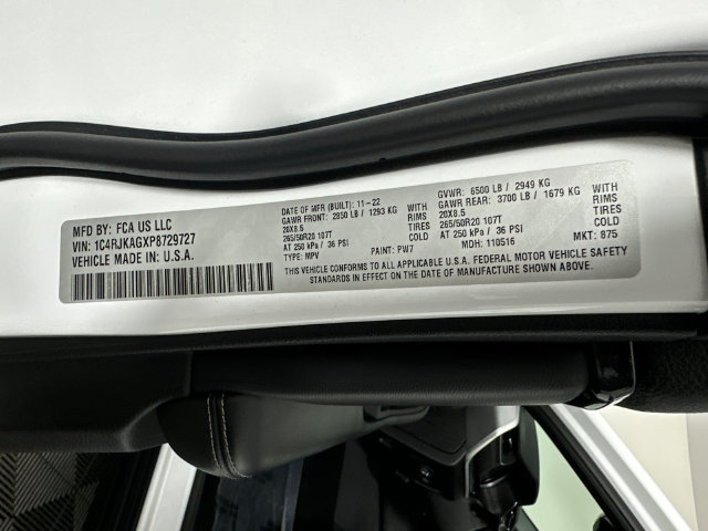 Used 2023 Jeep Grand Cherokee L Laredo AWD/4WD image 39