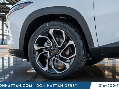 New 2026 Chevrolet Trax RS image 38