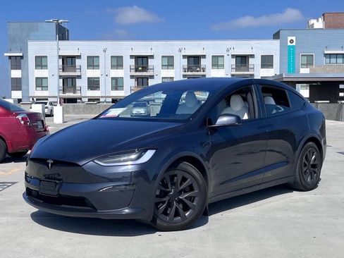 Used 2024 Tesla Model X AWD/4WD image 1