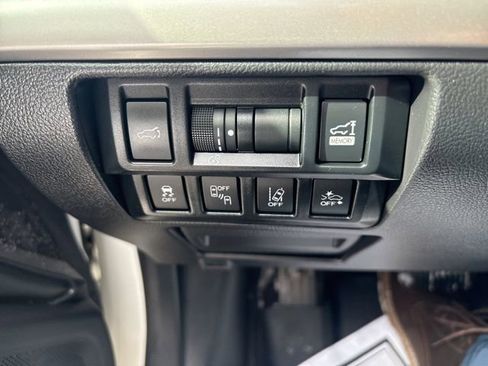 Used 2019 Subaru Outback 2.5i Limited image 25