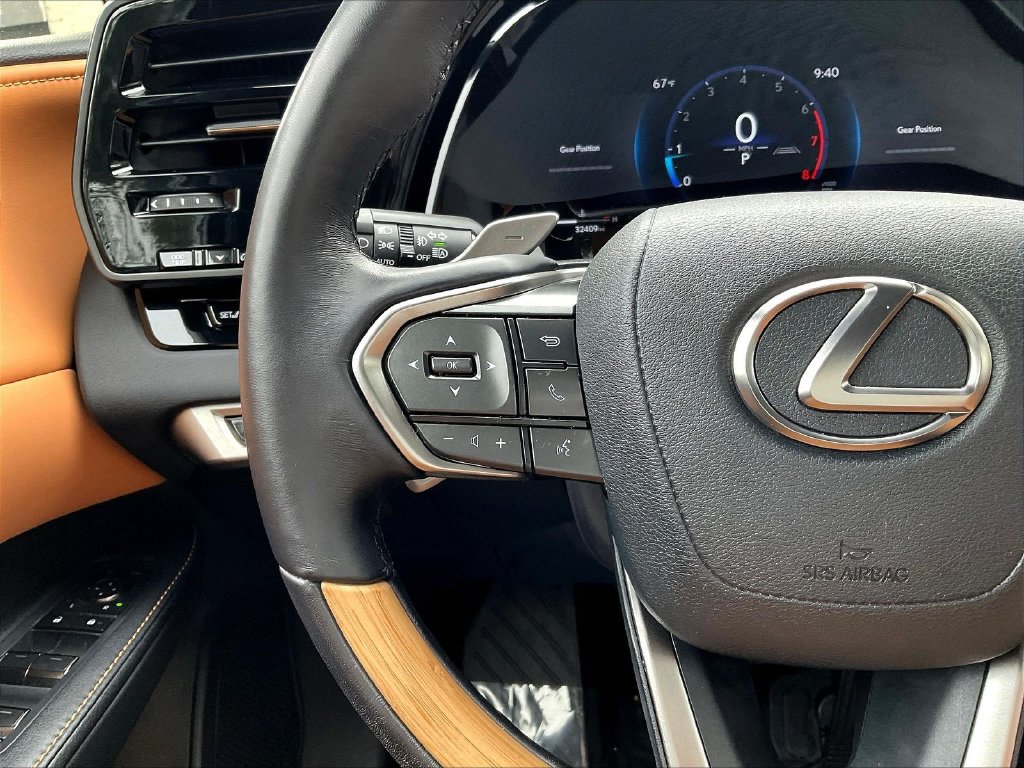 Used 2025 Lexus RX 350 Premium FWD image 11