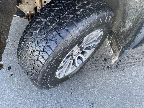 Used 2019 GMC Sierra 1500 Elevation image 11