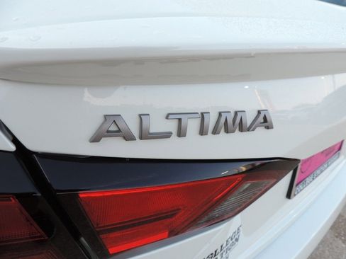 New 2025 Nissan Altima 2.5 SV w/ SV Special Edition Package image 12