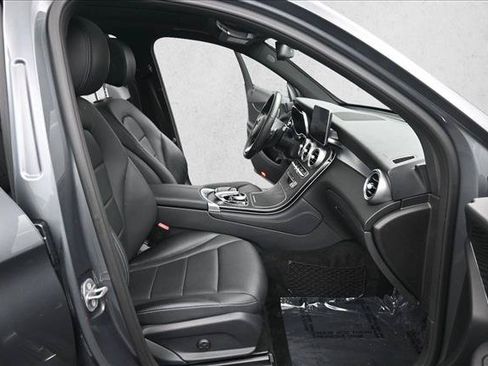 Certified 2018 Mercedes-Benz GLC 300 4MATIC image 29