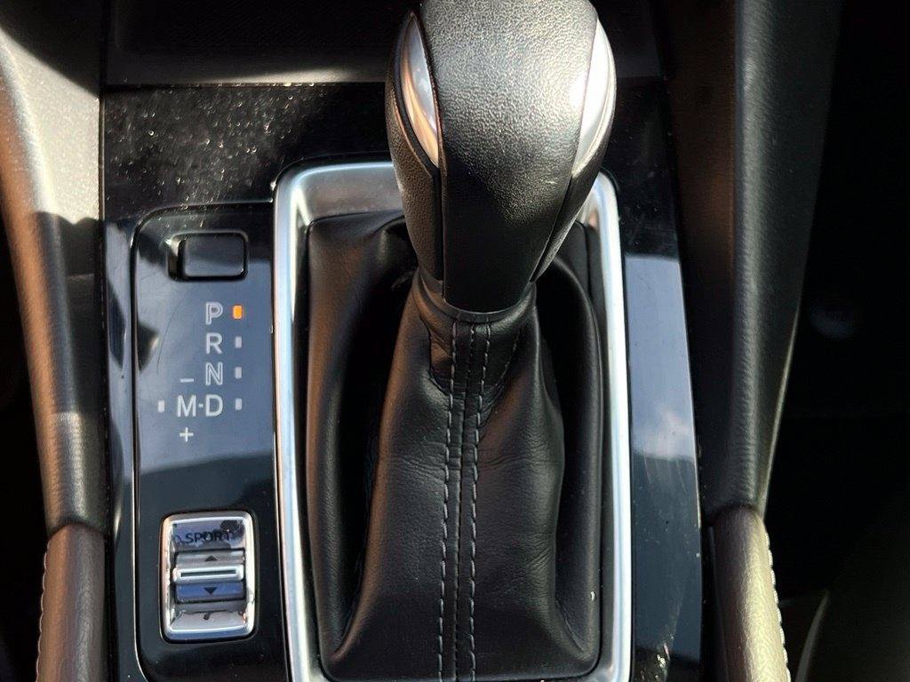 Used 2018 MAZDA MAZDA3 Touring FWD image 18