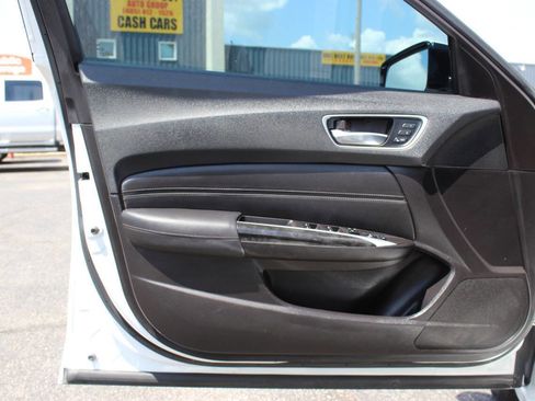 Used 2020 Acura TLX image 17