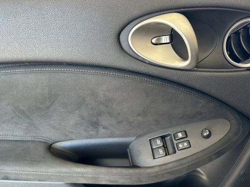 Used 2019 Nissan 370Z Touring Sport image 11