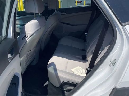 Used 2018 Hyundai Tucson SE w/ Cargo Package AWD/4WD image 21