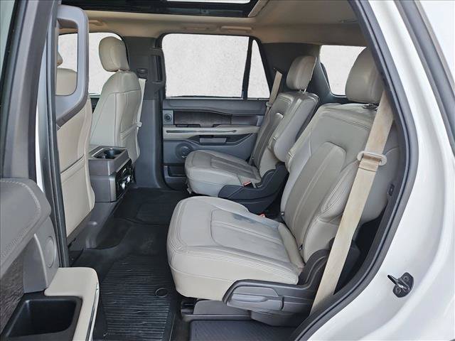 Used 2018 Ford Expedition Limited w/ Equipment Group 301A AWD/4WD image 21