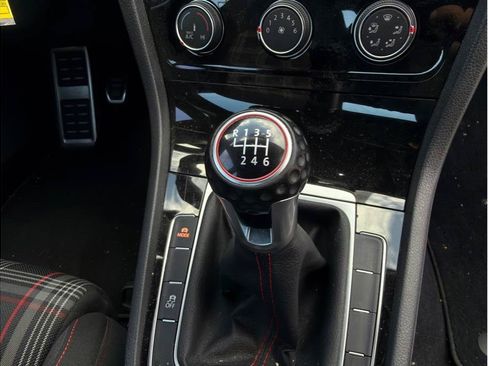 Used 2018 Volkswagen GTI S FWD image 5