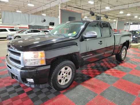 Used 2009 Chevrolet Silverado 1500 LT w/ Power Pack Plus image 1
