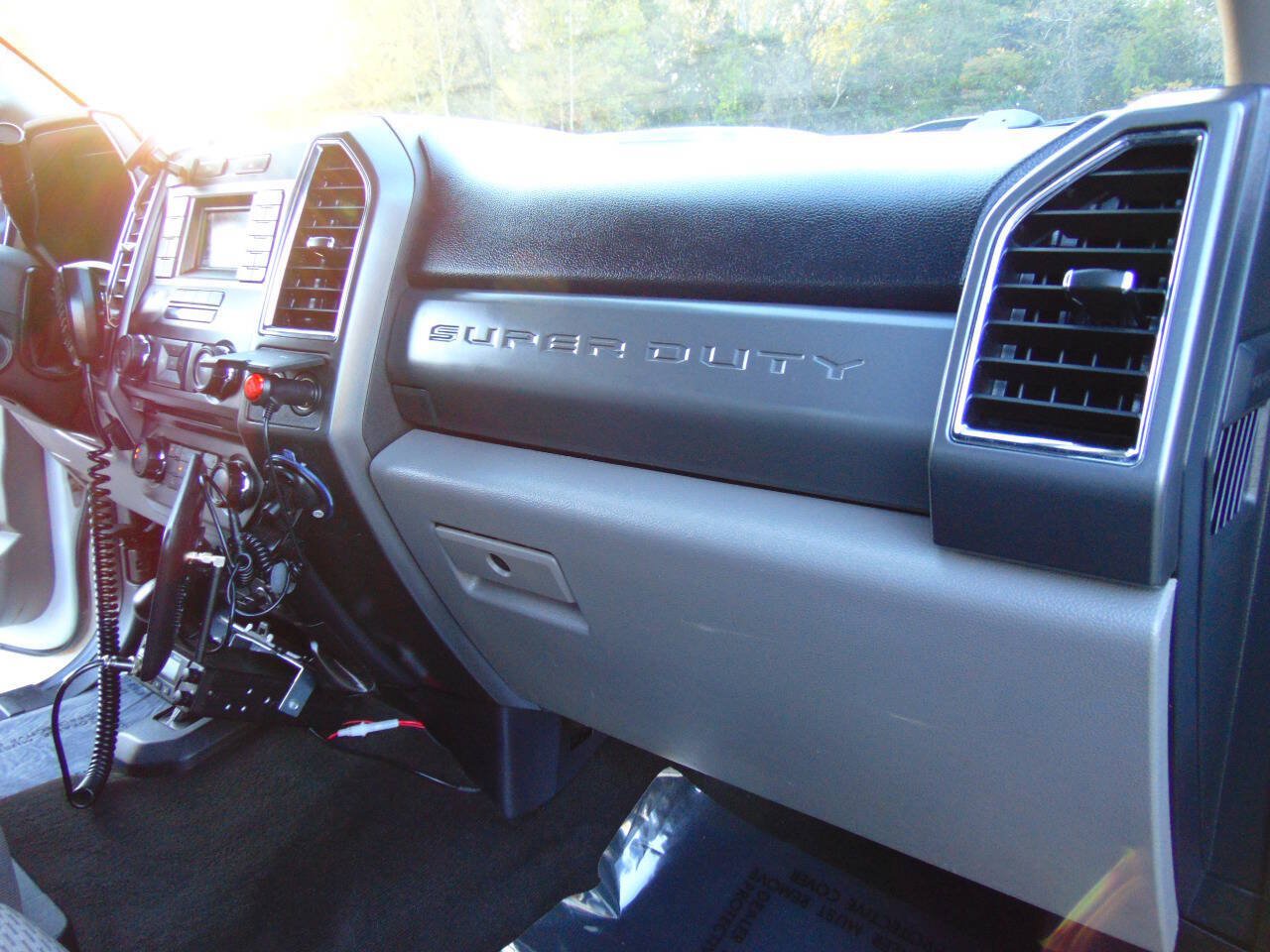 Used 2017 Ford F250 XLT AWD/4WD image 19