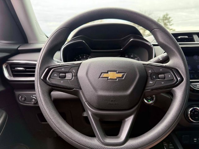 Used 2023 Chevrolet TrailBlazer LT w/ Convenience Package AWD/4WD image 20