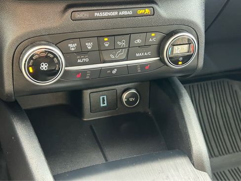 Used 2020 Ford Escape SEL FWD image 33