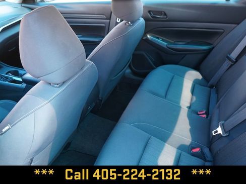 Used 2025 Nissan Altima 2.5 SV FWD image 27