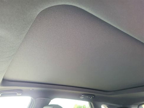 New 2025 Cadillac XT5 Premium Luxury image 17