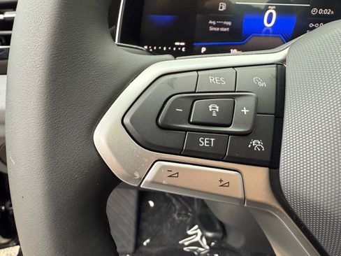 New 2026 Volkswagen Jetta SE image 36