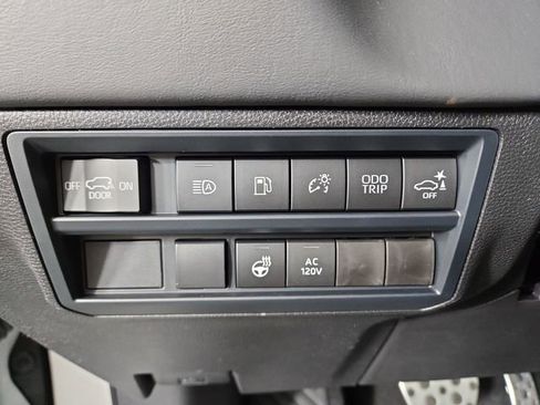Used 2026 Toyota Sequoia Platinum w/ TRD Off-Road Package AWD/4WD image 29