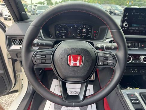 Used 2025 Honda Civic Type R image 18
