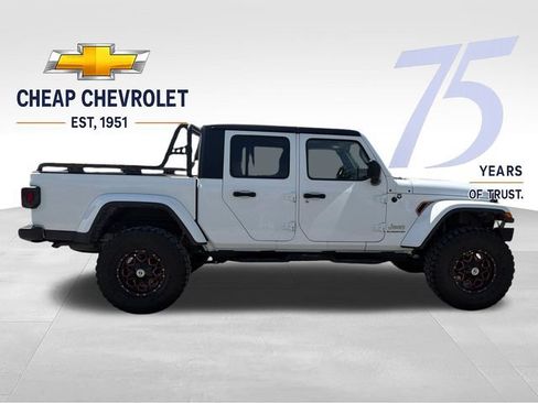 Used 2022 Jeep Gladiator Overland w/ Popular Equipment Package AWD/4WD image 6
